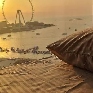 1 World Property, Jbr, Award Winning Hostel, Coliving, Near Metro دبي