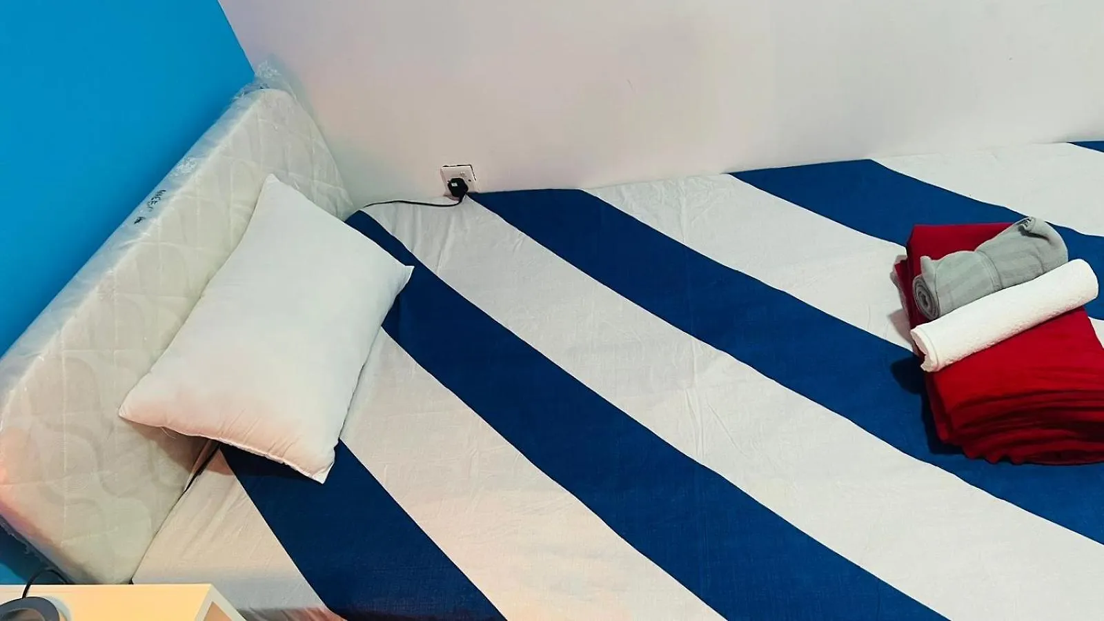 Nicest Partition Room In Barsha Heights Near Internet City Metro Dubai Homestay
